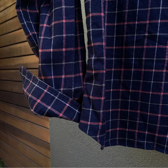 Alex Mill flannel button down plaid shirt - Picture 7 of 13
